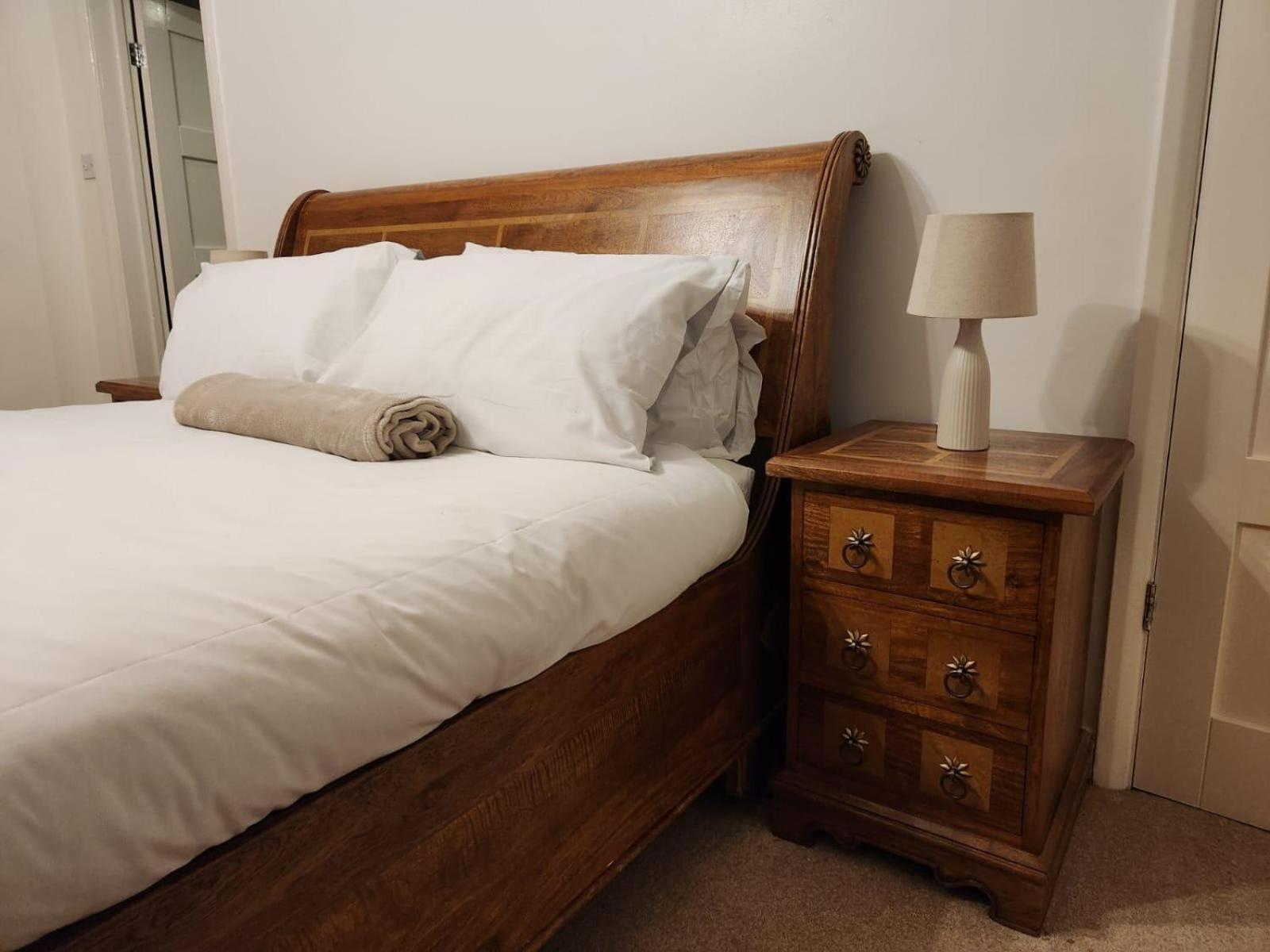 D Elmdon Homestay Shared 4 Bedrooms Birmingham Extérieur photo