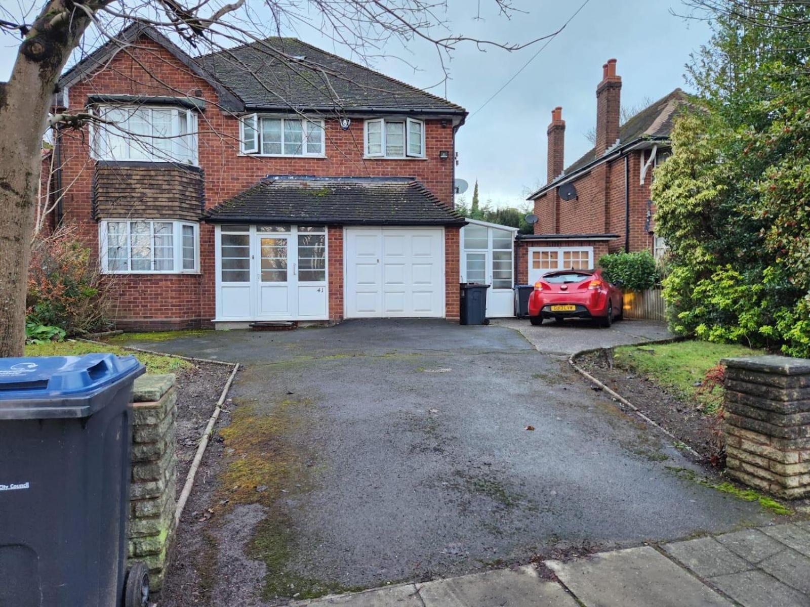 D Elmdon Homestay Shared 4 Bedrooms Birmingham Extérieur photo