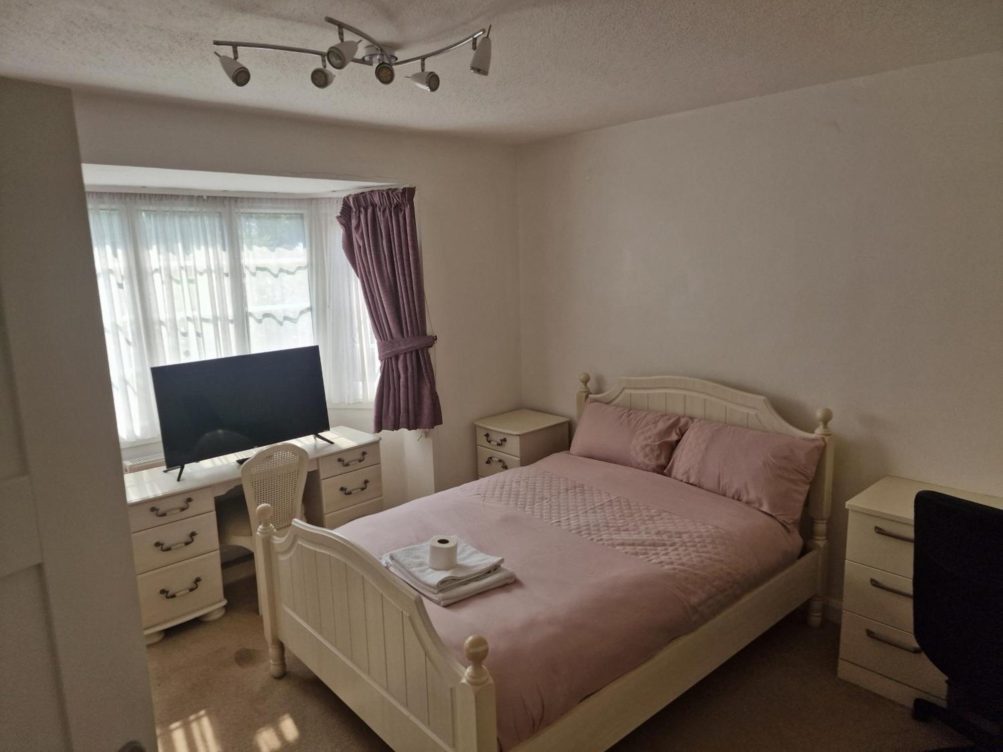 D Elmdon Homestay Shared 4 Bedrooms Birmingham Extérieur photo